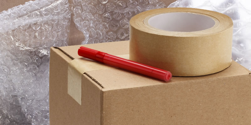 Caixa com a etiqueta 'cozinha'